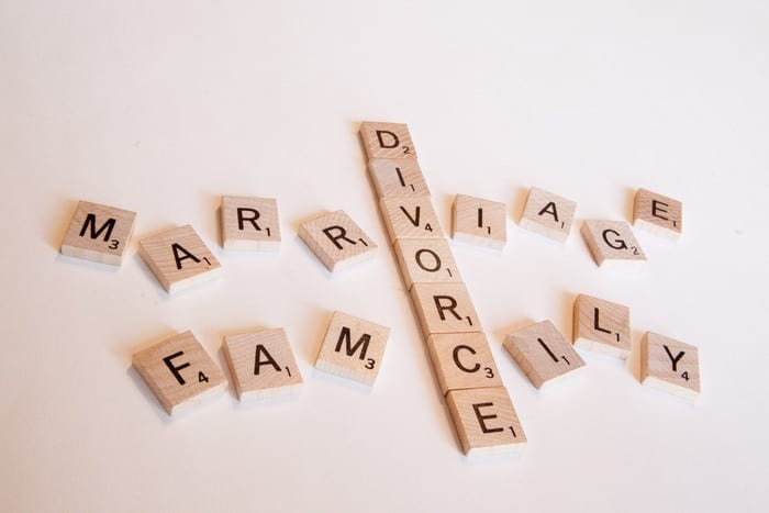 marriage-divorce | Scott Legal, P.C. Courtesy of Flickr, labeled for reuse: https://c2.staticflickr.com/8/7470/16026538371_0dfe26b678_b.jpg
