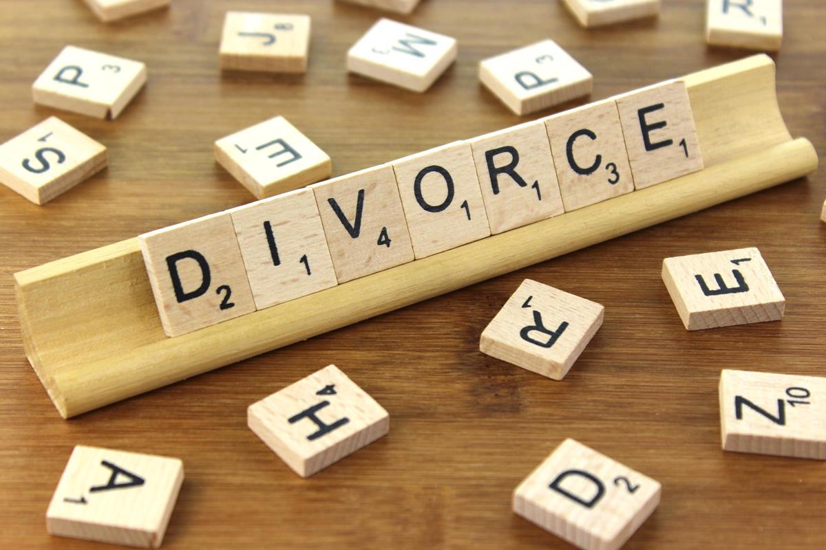 divorce | Scott Legal, P.C. Courtesy of The Blue Diamond Gallery, labeled for reuse: http://www.thebluediamondgallery.com/scrabble/images/divorce.jpg